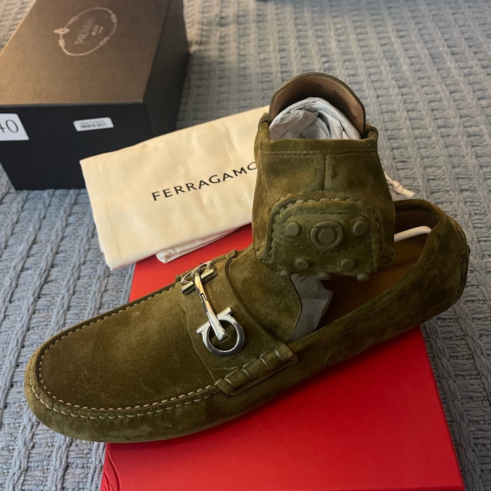 Men loafers